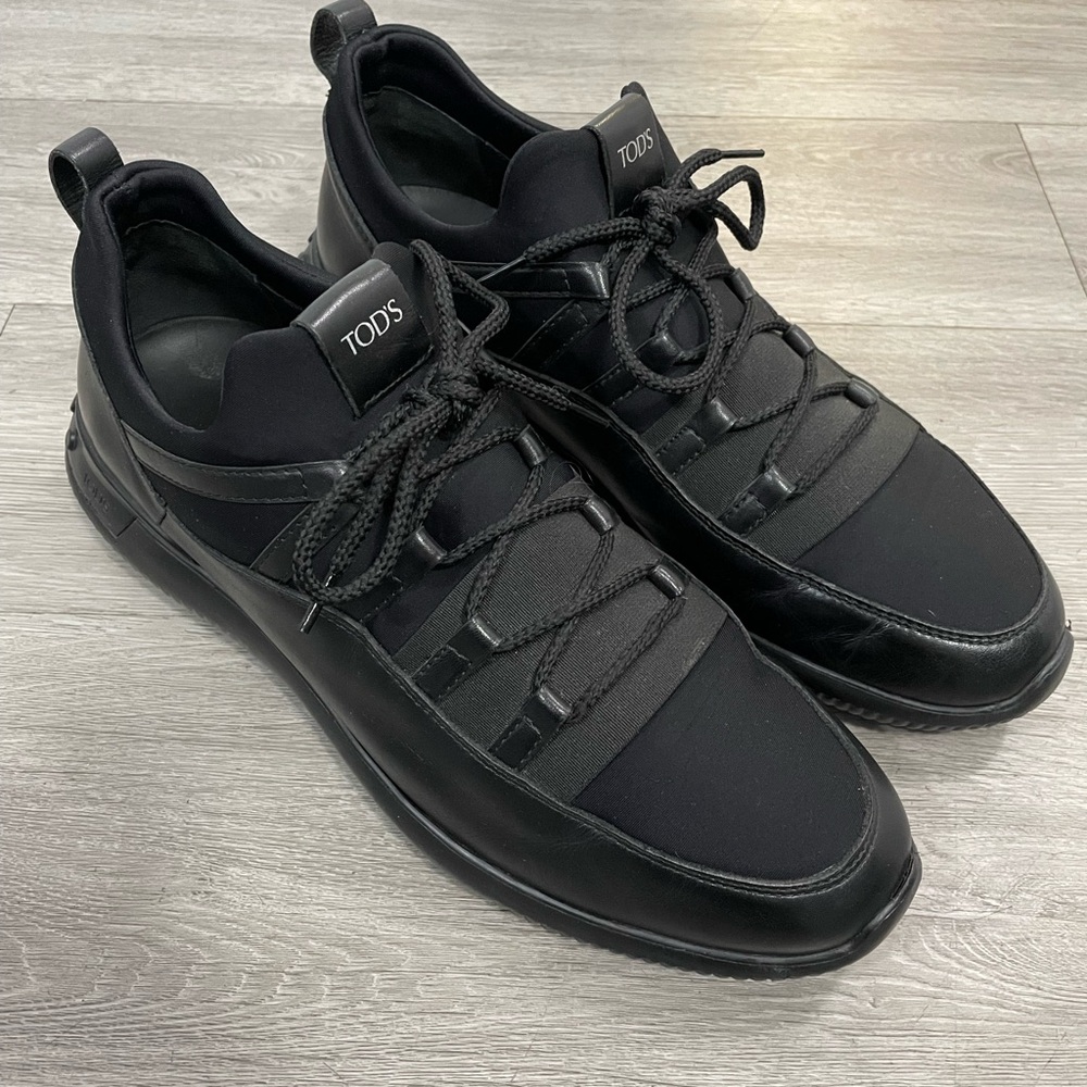TOD’S Sneakers Size 8.5